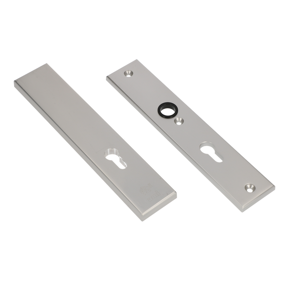 AMI Veiligheidsbeslag 251/50 Buiten Zkrg Profielcilinder 72 Binnen Profielcilinder 72 Deurkruk 332 F2 Deurdikte 38/42 Mm - 800057